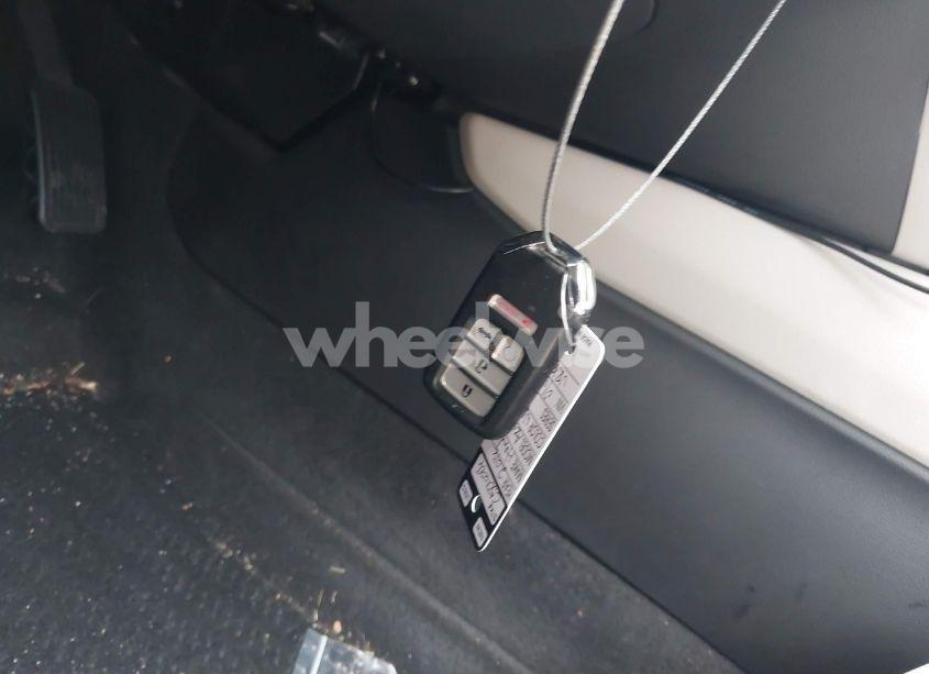 Photo 11 of 2018 Honda Accord EX (VIN 1HGCV1F41JA100104)