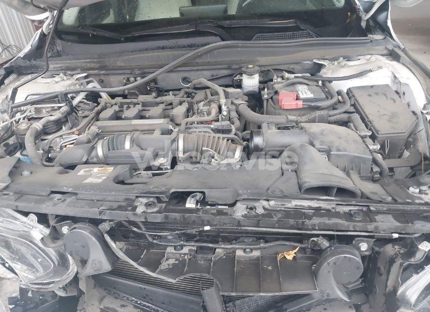 Photo 10 of 2018 Honda Accord EX (VIN 1HGCV1F41JA162120)