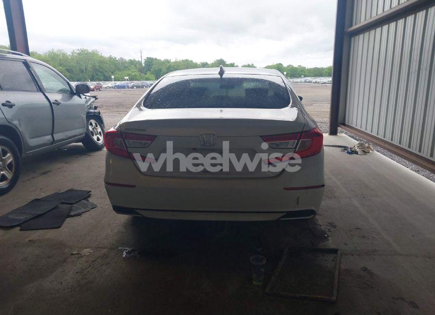 Photo 16 of 2018 Honda Accord EX (VIN 1HGCV1F41JA162120)