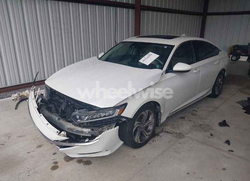 Photo 2 of 2018 Honda Accord EX (VIN 1HGCV1F41JA162120)