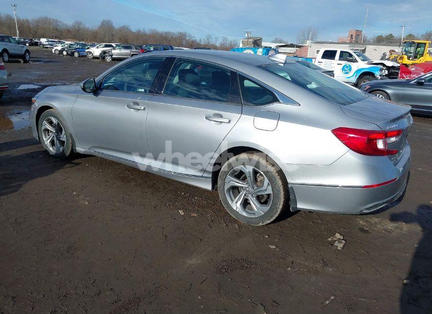 Photo 3 of 2019 Honda Accord EX (VIN 1HGCV1F41KA061886)