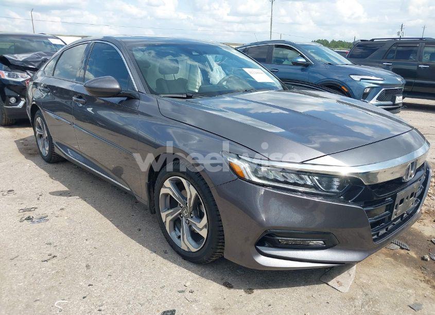 2019 Honda Accord EX (VIN 1HGCV1F41KA102601) main photo