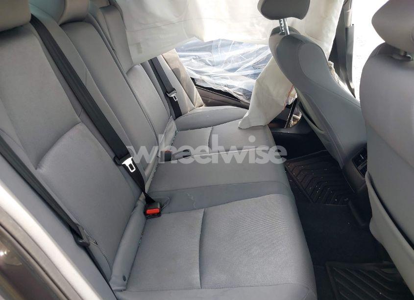 Photo 8 of 2019 Honda Accord EX (VIN 1HGCV1F41KA102601)