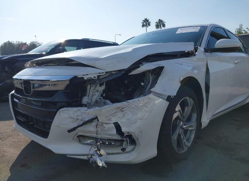 Photo 6 of 2019 Honda Accord EX (VIN 1HGCV1F41KA117700)