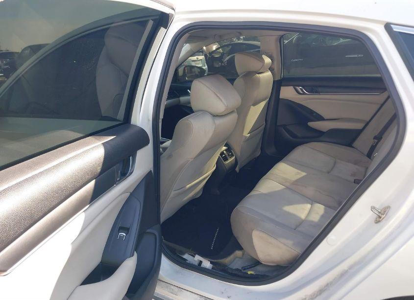 Photo 8 of 2019 Honda Accord EX (VIN 1HGCV1F41KA117700)