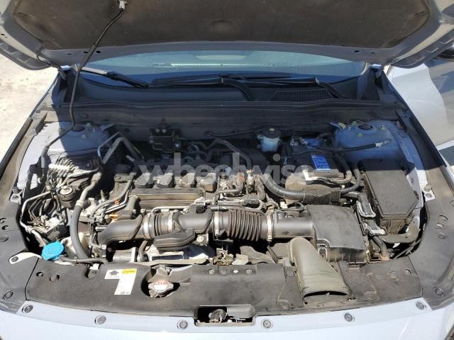 Photo 3 of 2022 HONDA ACCORD SPORT SE (VIN 1HGCV1F41NA033753)