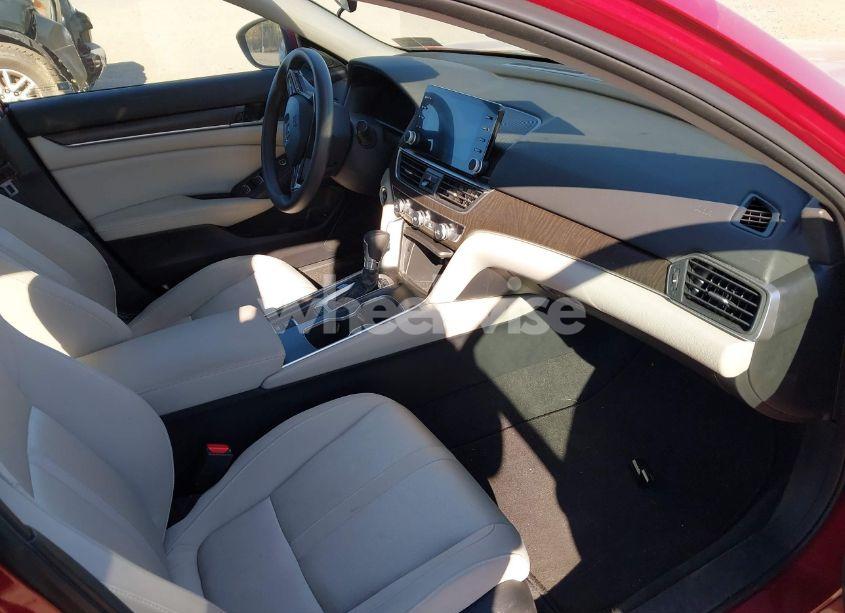 Photo 5 of 2018 Honda Accord EX (VIN 1HGCV1F42JA023484)