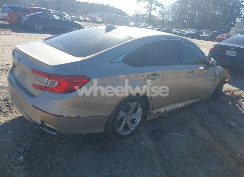 Photo 4 of 2018 Honda Accord EX (VIN 1HGCV1F42JA106770)