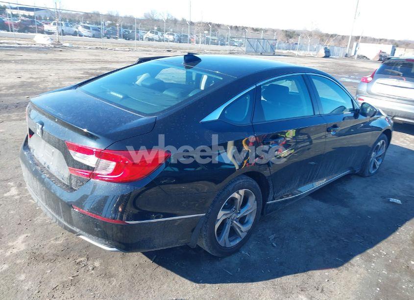 Photo 4 of 2018 Honda Accord EX (VIN 1HGCV1F42JA211048)