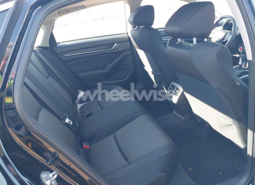 Photo 8 of 2018 Honda Accord EX (VIN 1HGCV1F42JA211048)