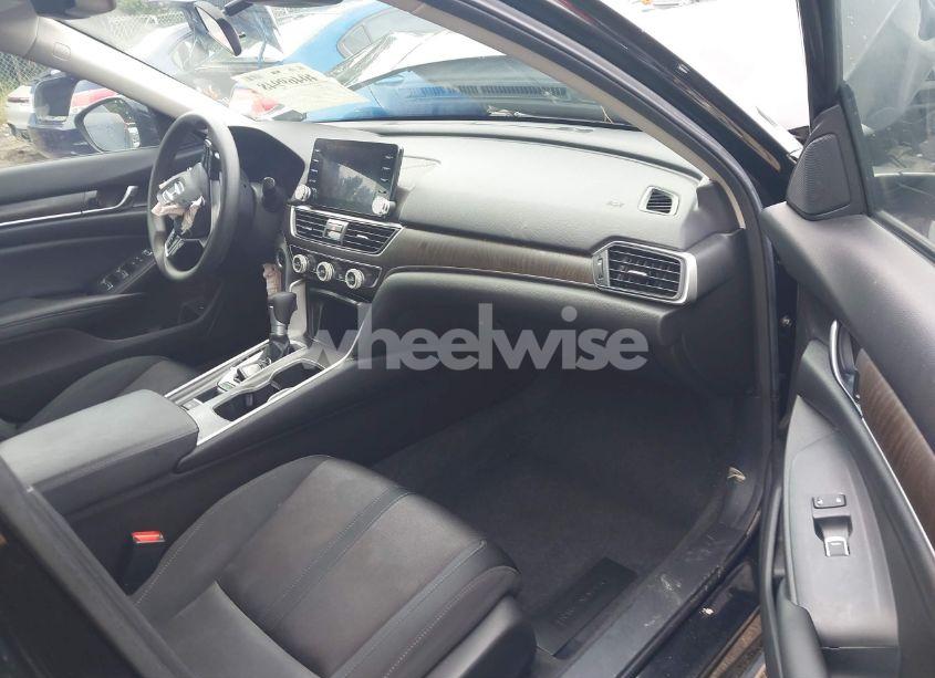 Photo 5 of 2020 Honda Accord EX (VIN 1HGCV1F42LA041356)