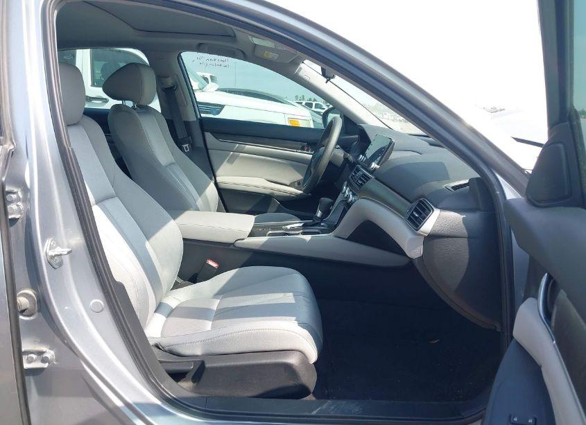 Photo 5 of 2020 Honda Accord EX (VIN 1HGCV1F42LA126861)