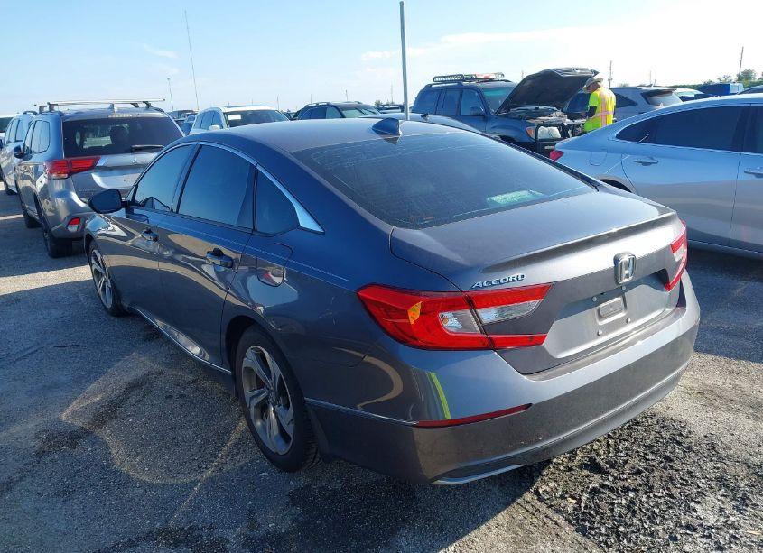 Photo 3 of 2018 Honda Accord EX (VIN 1HGCV1F43JA083922)