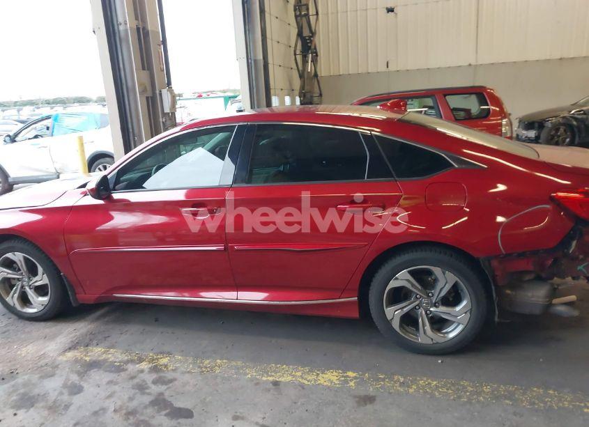 Photo 14 of 2018 Honda Accord EX (VIN 1HGCV1F43JA189867)