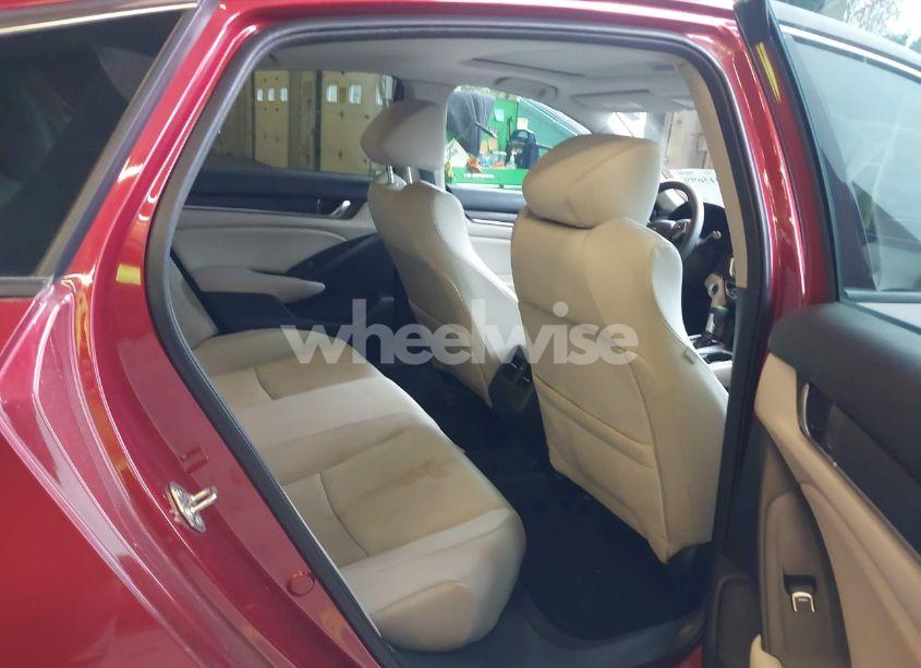 Photo 8 of 2018 Honda Accord EX (VIN 1HGCV1F43JA189867)