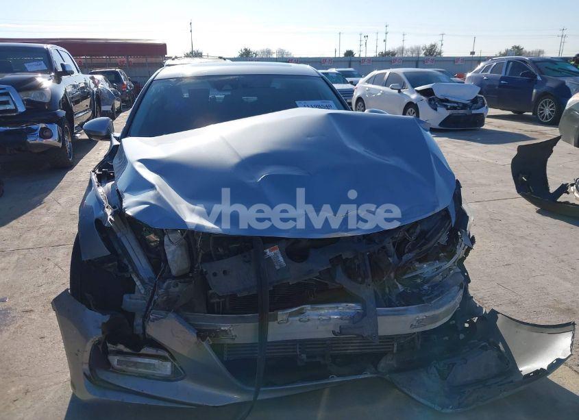 Photo 11 of 2019 Honda Accord EX (VIN 1HGCV1F43KA048394)