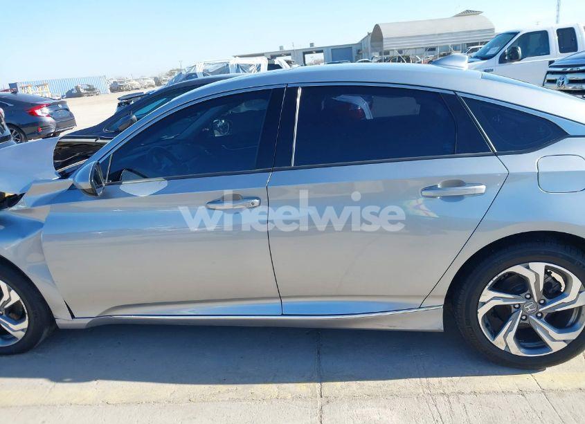 Photo 13 of 2019 Honda Accord EX (VIN 1HGCV1F43KA048394)