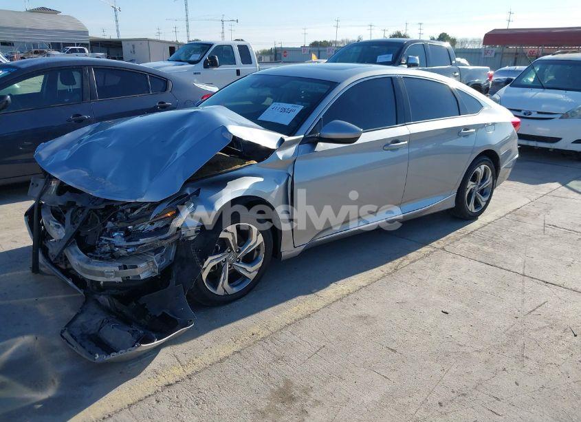 Photo 2 of 2019 Honda Accord EX (VIN 1HGCV1F43KA048394)