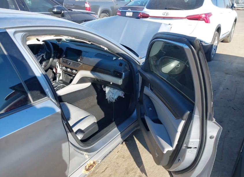 Photo 5 of 2019 Honda Accord EX (VIN 1HGCV1F43KA057077)