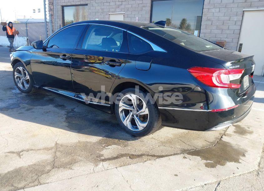 Photo 3 of 2019 Honda Accord EX (VIN 1HGCV1F43KA112675)