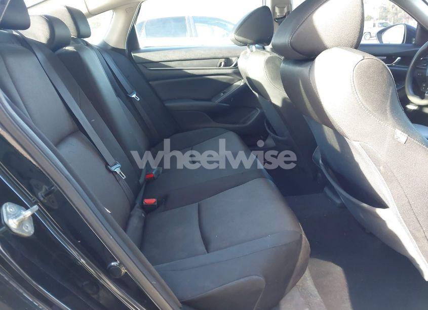 Photo 8 of 2019 Honda Accord EX (VIN 1HGCV1F43KA112675)