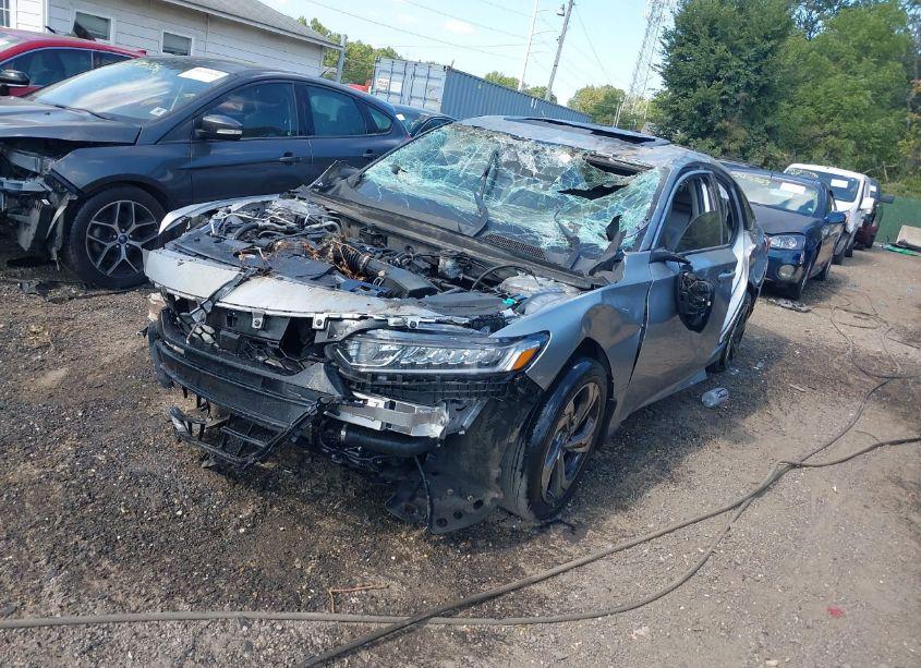 Photo 2 of 2019 Honda Accord EX (VIN 1HGCV1F43KA155672)