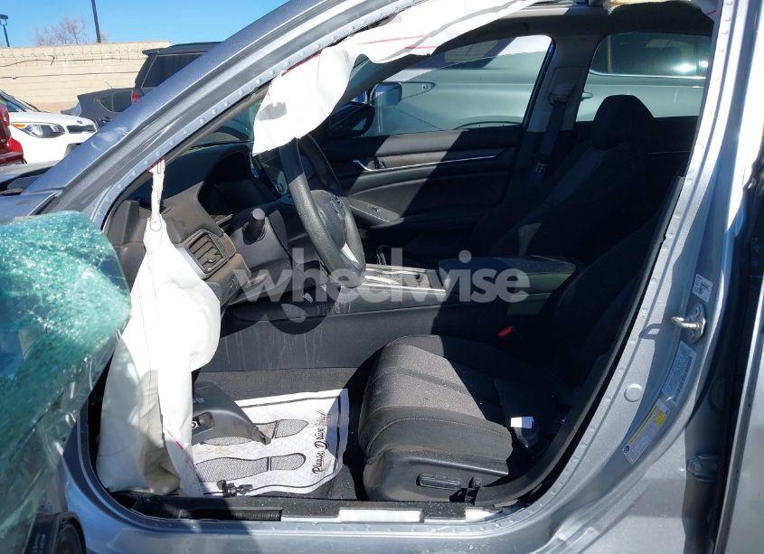 Photo 5 of 2020 Honda Accord EX (VIN 1HGCV1F43LA068226)