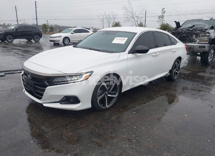 Photo 2 of 2022 Honda Accord SPORT SE (VIN 1HGCV1F43NA055558)