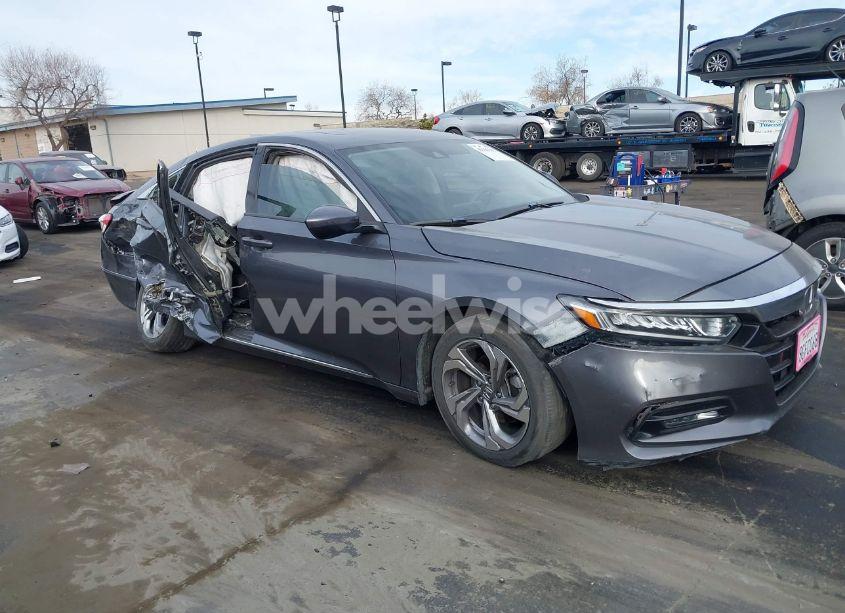 Photo 13 of 2018 Honda Accord EX (VIN 1HGCV1F44JA076199)