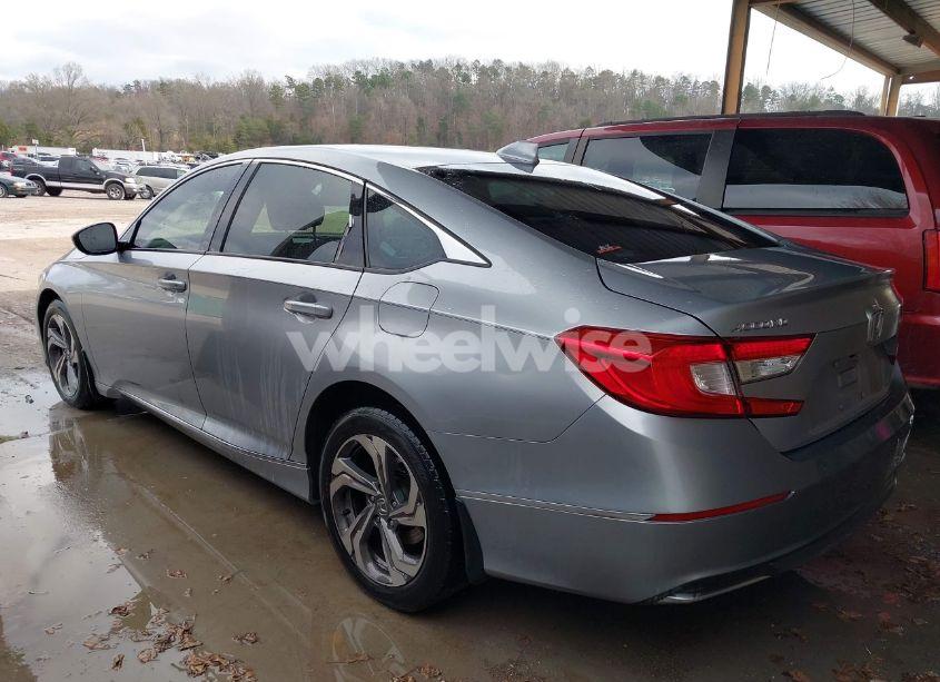 Photo 3 of 2018 Honda Accord EX (VIN 1HGCV1F44JA165724)