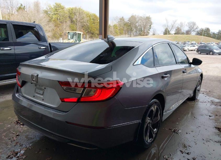 Photo 4 of 2018 Honda Accord EX (VIN 1HGCV1F44JA165724)