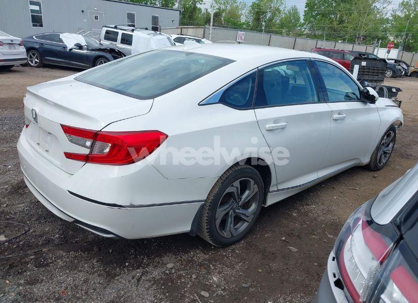 Photo 4 of 2018 Honda Accord EX (VIN 1HGCV1F44JA250210)