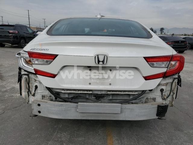 2018 HONDA ACCORD EX (VIN 1HGCV1F45JA001561) main photo