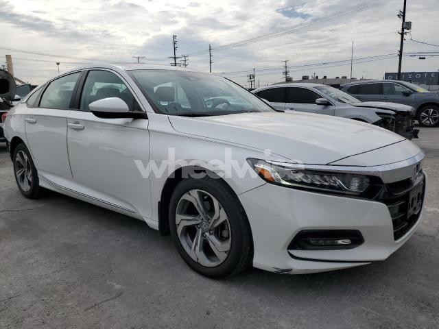 Photo 5 of 2018 HONDA ACCORD EX (VIN 1HGCV1F45JA001561)