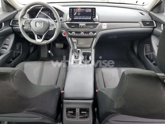 Photo 7 of 2018 HONDA ACCORD EX (VIN 1HGCV1F45JA001561)