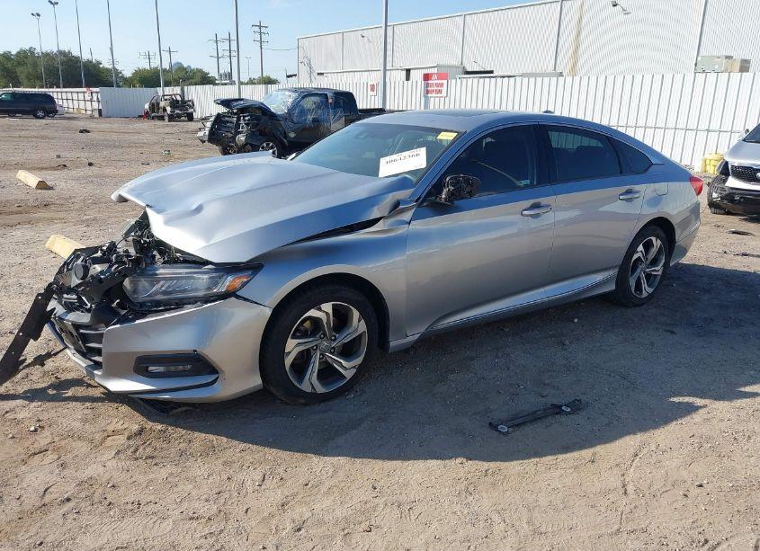 Photo 2 of 2018 Honda Accord EX (VIN 1HGCV1F45JA255237)