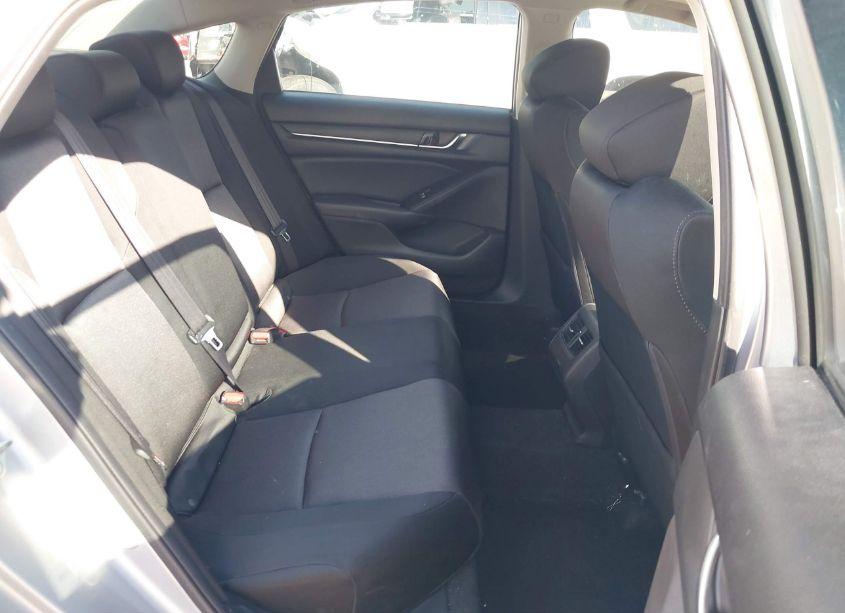 Photo 8 of 2018 Honda Accord EX (VIN 1HGCV1F45JA255237)