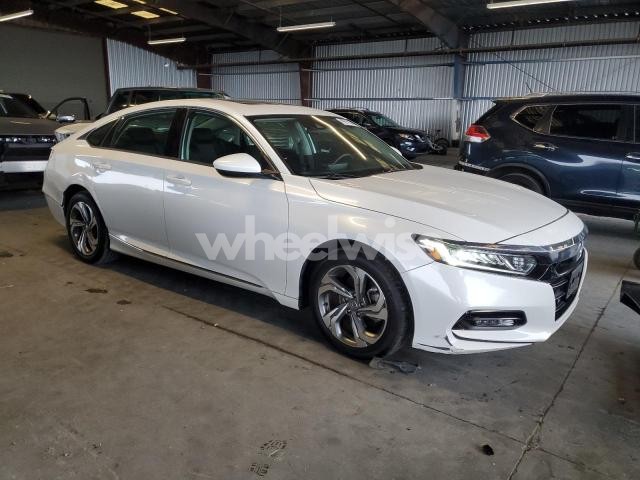 Photo 3 of 2018 HONDA ACCORD EX (VIN 1HGCV1F45JA255285)