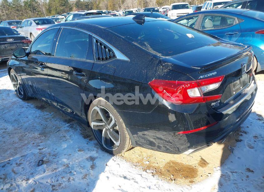 Photo 3 of 2022 Honda Accord SPORT SE (VIN 1HGCV1F45NA003994)