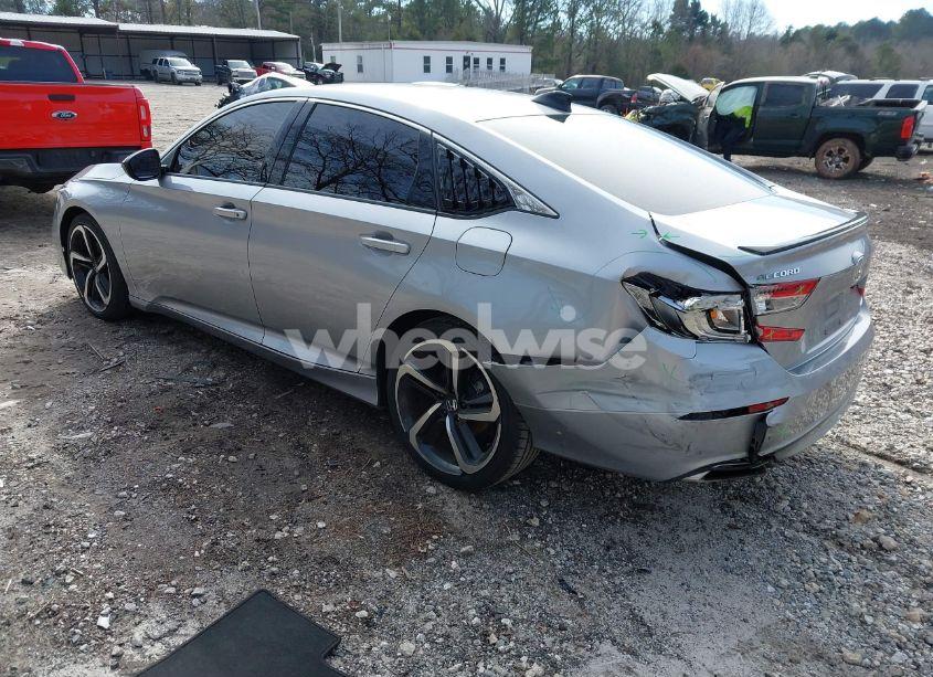 Photo 3 of 2022 Honda Accord SPORT SE (VIN 1HGCV1F45NA009956)