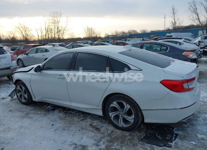 Photo 14 of 2018 Honda Accord EX (VIN 1HGCV1F46JA010186)
