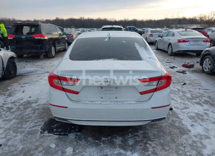 Photo 16 of 2018 Honda Accord EX (VIN 1HGCV1F46JA010186)