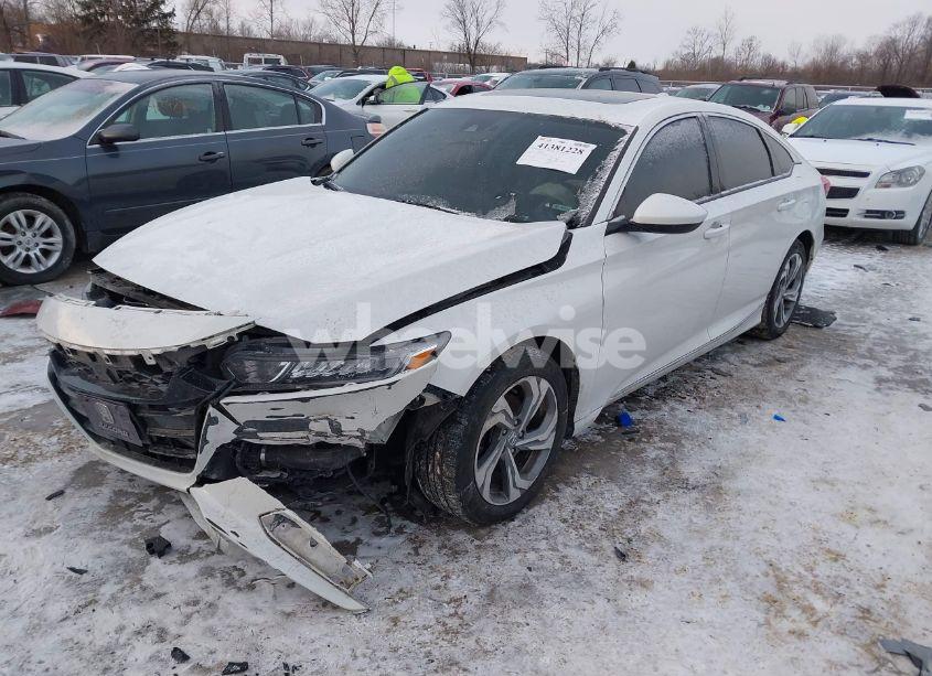 Photo 2 of 2018 Honda Accord EX (VIN 1HGCV1F46JA010186)