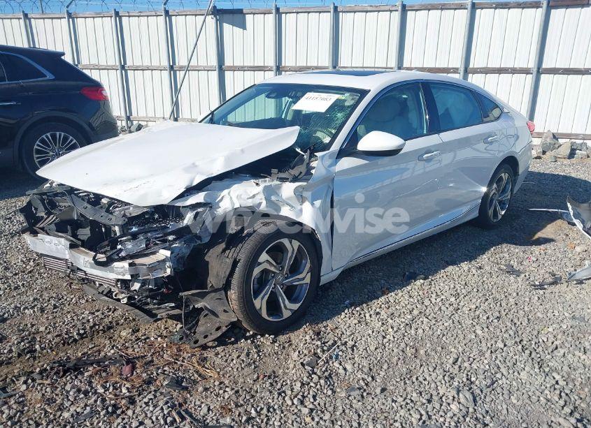 Photo 2 of 2018 Honda Accord EX (VIN 1HGCV1F46JA126519)