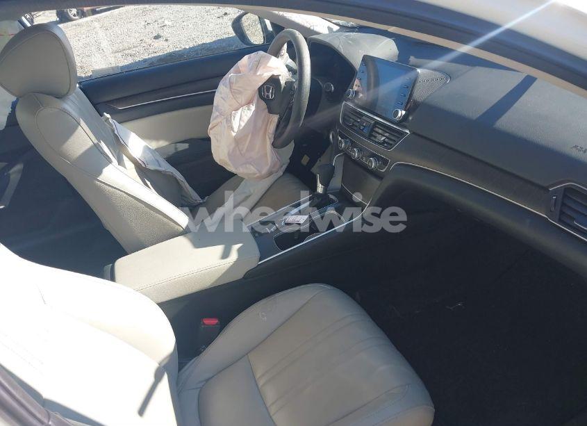 Photo 5 of 2018 Honda Accord EX (VIN 1HGCV1F46JA126519)