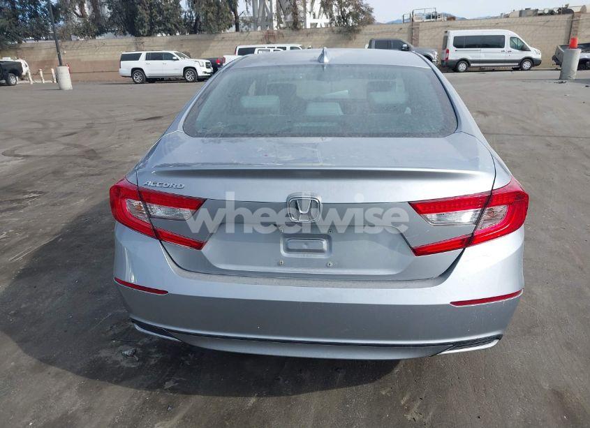 Photo 17 of 2018 Honda Accord EX (VIN 1HGCV1F46JA126911)