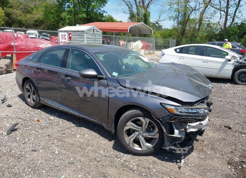 2018 Honda Accord EX (VIN 1HGCV1F46JA138928) main photo