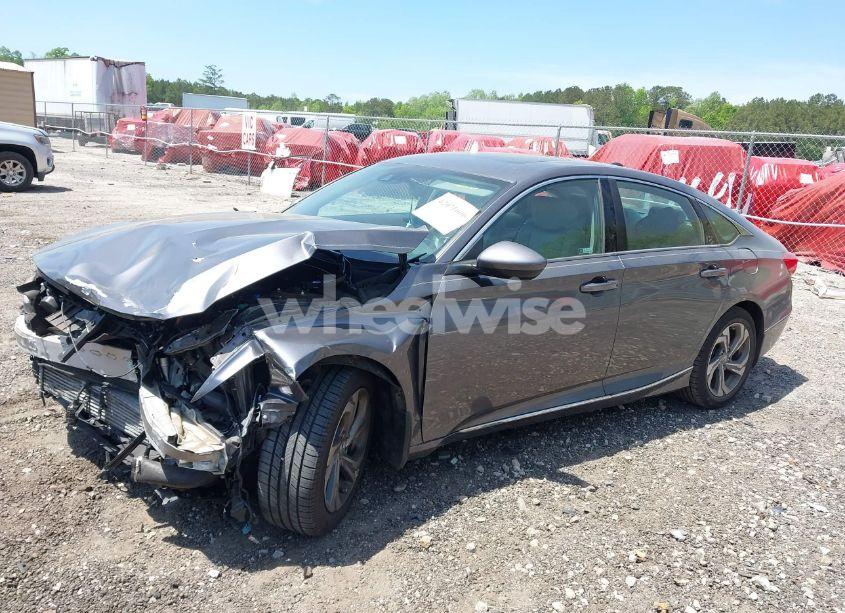 Photo 2 of 2018 Honda Accord EX (VIN 1HGCV1F46JA138928)