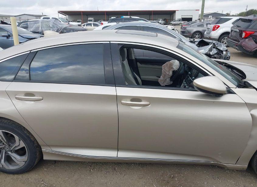 Photo 13 of 2018 Honda Accord EX (VIN 1HGCV1F46JA165773)