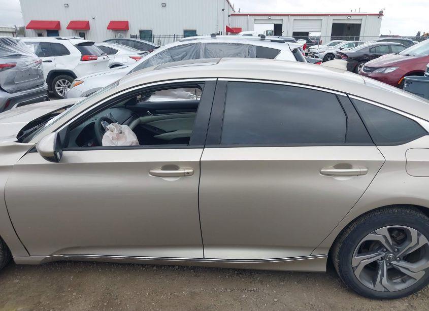 Photo 14 of 2018 Honda Accord EX (VIN 1HGCV1F46JA165773)